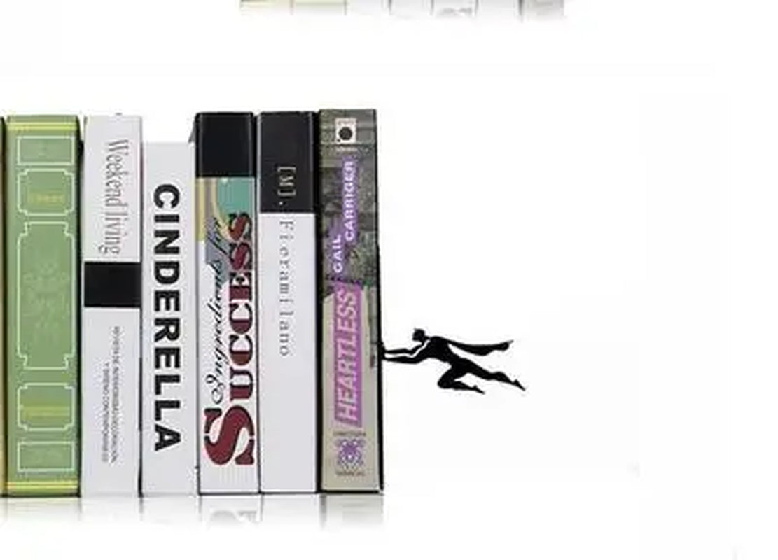 20Cm Superhero Bookend Figurines Metal Bookshelf Decor Desktop Ornament Office Desktop Accessories Bookshelf Home Decoration